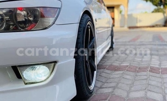 Buy Used Toyota Altezza White Car in Dar es Salaam in Dar es Salaam Buy Used Toyota Altezza White Car in Dar es Salaam in Dar es Salaam