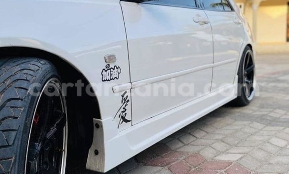 Buy Used Toyota Altezza White Car in Dar es Salaam in Dar es Salaam Buy Used Toyota Altezza White Car in Dar es Salaam in Dar es Salaam