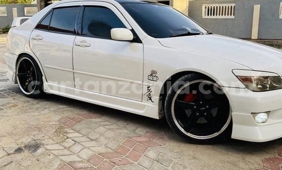 Buy Used Toyota Altezza White Car in Dar es Salaam in Dar es Salaam Buy Used Toyota Altezza White Car in Dar es Salaam in Dar es Salaam