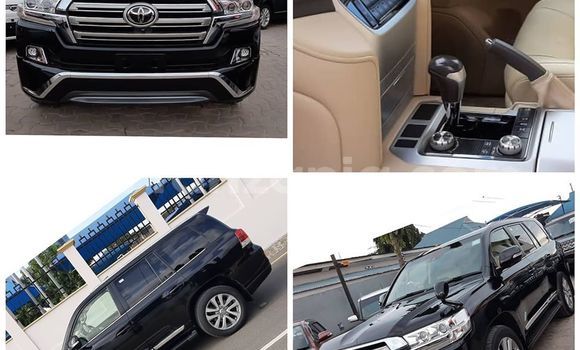 Buy Used Toyota Land Cruiser Black Car in Dar es Salaam in Dar es Salaam