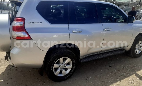 Buy Used Toyota Land Cruiser Prado Silver Car in Dar es Salaam in Dar es Salaam Buy Used Toyota Land Cruiser Prado Silver Car in Dar es Salaam in Dar es Salaam