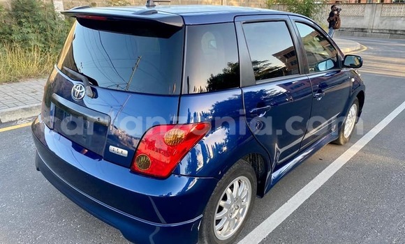 Buy Used Toyota IST Blue Car in Dar es Salaam in Dar es Salaam Buy Used Toyota IST Blue Car in Dar es Salaam in Dar es Salaam