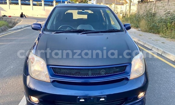 Buy Used Toyota IST Blue Car in Dar es Salaam in Dar es Salaam Buy Used Toyota IST Blue Car in Dar es Salaam in Dar es Salaam