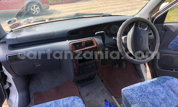 Buy Used Toyota Noah White Car in Dar es Salaam in Dar es Salaam Buy Used Toyota Noah White Car in Dar es Salaam in Dar es Salaam