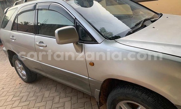 Buy Used Toyota Harrier Silver Car in Dar es Salaam in Dar es Salaam Buy Used Toyota Harrier Silver Car in Dar es Salaam in Dar es Salaam