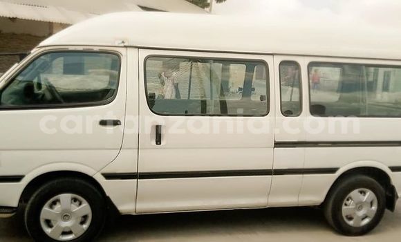 Buy Used Toyota Hiace White Car in Dar es Salaam in Dar es Salaam