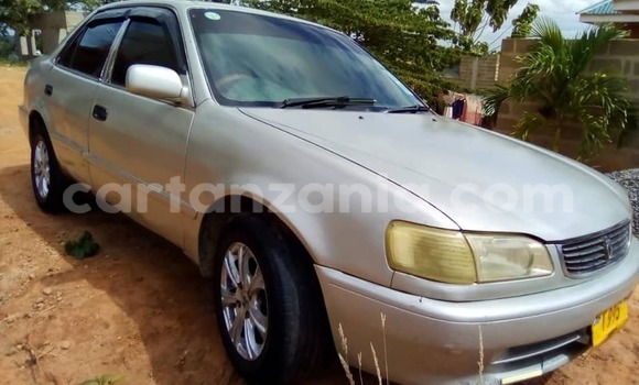 Buy Used Toyota Corolla Silver Car in Dar es Salaam in Dar es Salaam Buy Used Toyota Corolla Silver Car in Dar es Salaam in Dar es Salaam