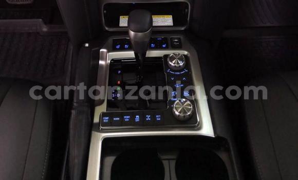 Buy Used Toyota Land Cruiser White Car in Arusha in Arusha Buy Used Toyota Land Cruiser White Car in Arusha in Arusha
