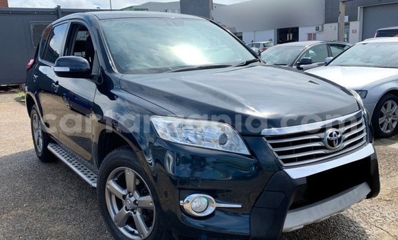 Nunua Ilio tumika Toyota RAV4 Nyeusi Gari ndani ya Dar es Salaam nchini Dar es Salaam Nunua Ilio tumika Toyota RAV4 Nyeusi Gari ndani ya Dar es Salaam nchini Dar es Salaam