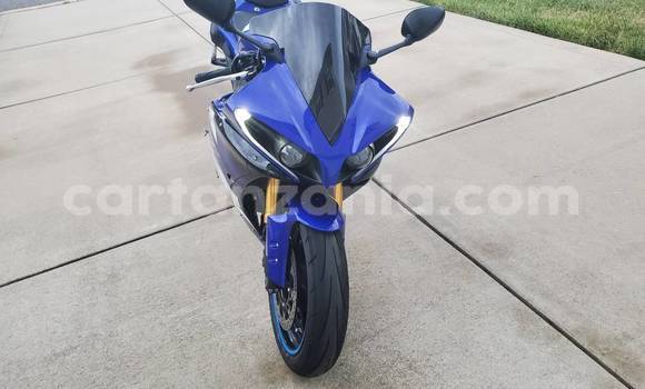 Nunua Ilio tumika Yamaha R1 Beige Bike ndani ya Dar es Salaam nchini Dar es Salaam Nunua Ilio tumika Yamaha R1 Beige Bike ndani ya Dar es Salaam nchini Dar es Salaam