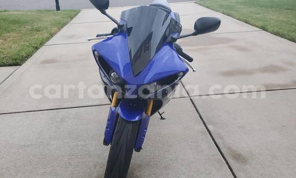 Nunua Ilio tumika Yamaha R1 Beige Bike ndani ya Dar es Salaam nchini Dar es Salaam Nunua Ilio tumika Yamaha R1 Beige Bike ndani ya Dar es Salaam nchini Dar es Salaam