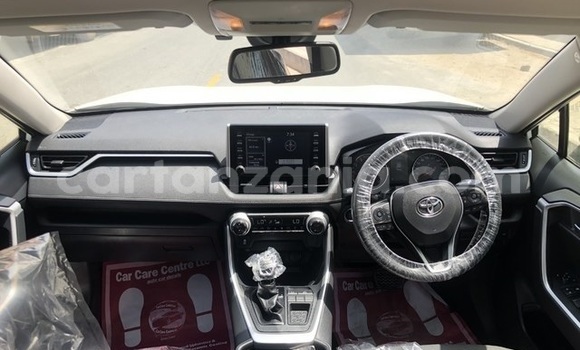 Nunua Ilio tumika Toyota RAV4 Nyeupe Gari ndani ya Dar es Salaam nchini Dar es Salaam Nunua Ilio tumika Toyota RAV4 Nyeupe Gari ndani ya Dar es Salaam nchini Dar es Salaam