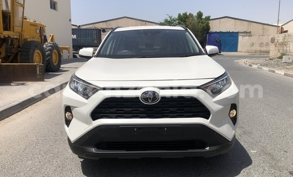 Nunua Ilio tumika Toyota RAV4 Nyeupe Gari ndani ya Dar es Salaam nchini Dar es Salaam Nunua Ilio tumika Toyota RAV4 Nyeupe Gari ndani ya Dar es Salaam nchini Dar es Salaam