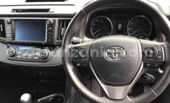 Nunua Ilio tumika Toyota RAV4 Nyeusi Gari ndani ya Dodoma nchini Dodoma Nunua Ilio tumika Toyota RAV4 Nyeusi Gari ndani ya Dodoma nchini Dodoma