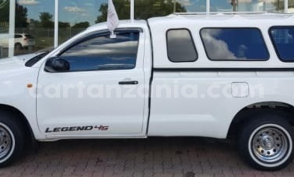 Nunua Ilio tumika Toyota Hilux Nyeupe Gari ndani ya Dar es Salaam nchini Dar es Salaam Nunua Ilio tumika Toyota Hilux Nyeupe Gari ndani ya Dar es Salaam nchini Dar es Salaam