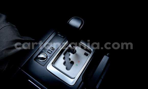 Nunua Ilio tumika Toyota Land Cruiser Nyeupe Gari ndani ya Dar es Salaam nchini Dar es Salaam Nunua Ilio tumika Toyota Land Cruiser Nyeupe Gari ndani ya Dar es Salaam nchini Dar es Salaam