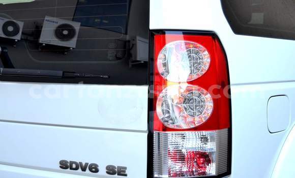 Nunua Ilio tumika Land Rover Discovery Nyeupe Gari ndani ya Dar es Salaam nchini Dar es Salaam Nunua Ilio tumika Land Rover Discovery Nyeupe Gari ndani ya Dar es Salaam nchini Dar es Salaam