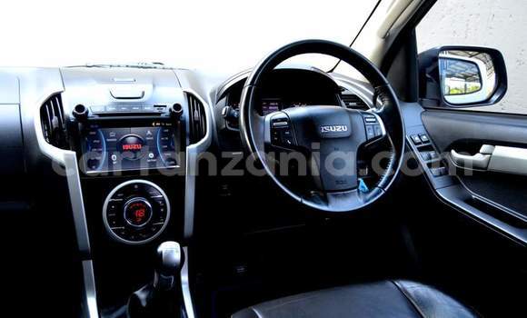 Buy Used Isuzu KB White Car in Dar es Salaam in Dar es Salaam Buy Used Isuzu KB White Car in Dar es Salaam in Dar es Salaam