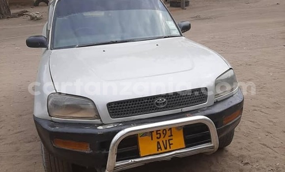 Buy Used Toyota RAV4 Silver Car in Dar es Salaam in Dar es Salaam Buy Used Toyota RAV4 Silver Car in Dar es Salaam in Dar es Salaam