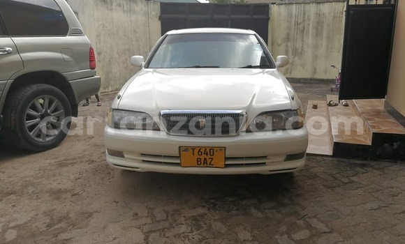 Buy Used Toyota Cresta White Car in Dar es Salaam in Dar es Salaam Buy Used Toyota Cresta White Car in Dar es Salaam in Dar es Salaam