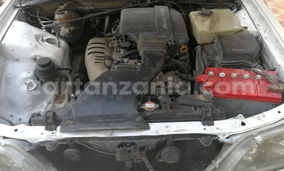 Buy Used Toyota Cresta White Car in Dar es Salaam in Dar es Salaam Buy Used Toyota Cresta White Car in Dar es Salaam in Dar es Salaam
