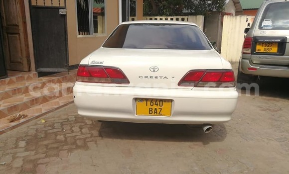 Buy Used Toyota Cresta White Car in Dar es Salaam in Dar es Salaam Buy Used Toyota Cresta White Car in Dar es Salaam in Dar es Salaam