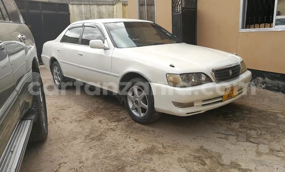 Buy Used Toyota Cresta White Car in Dar es Salaam in Dar es Salaam Buy Used Toyota Cresta White Car in Dar es Salaam in Dar es Salaam