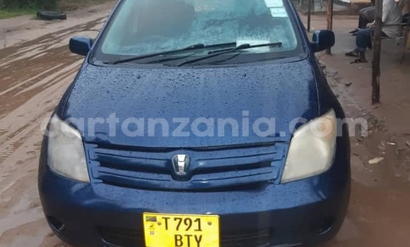 Buy Used Toyota IST Blue Car in Dar es Salaam in Dar es Salaam Buy Used Toyota IST Blue Car in Dar es Salaam in Dar es Salaam