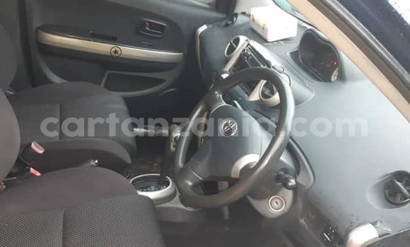 Buy Used Toyota IST Blue Car in Dar es Salaam in Dar es Salaam Buy Used Toyota IST Blue Car in Dar es Salaam in Dar es Salaam