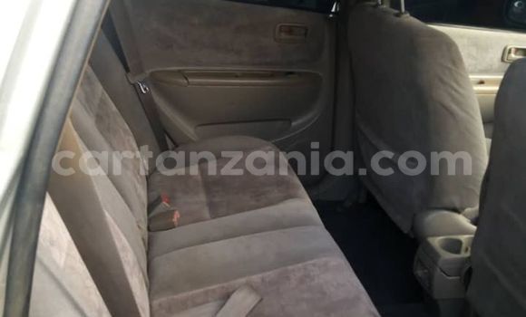 Buy Used Toyota Spacio Silver Car in Dar es Salaam in Dar es Salaam Buy Used Toyota Spacio Silver Car in Dar es Salaam in Dar es Salaam