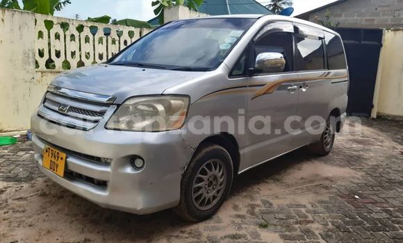 Buy Used Toyota Noah Silver Car in Dar es Salaam in Dar es Salaam Buy Used Toyota Noah Silver Car in Dar es Salaam in Dar es Salaam