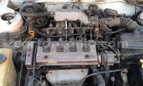 Nunua Ilio tumika Toyota Corolla Nyeupe Gari ndani ya Dar es Salaam nchini Dar es Salaam Nunua Ilio tumika Toyota Corolla Nyeupe Gari ndani ya Dar es Salaam nchini Dar es Salaam