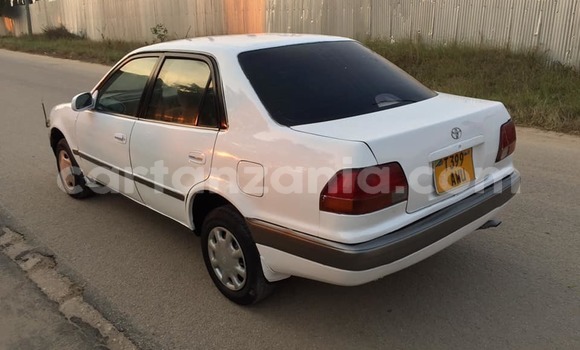 Nunua Ilio tumika Toyota Corolla Nyeupe Gari ndani ya Dar es Salaam nchini Dar es Salaam Nunua Ilio tumika Toyota Corolla Nyeupe Gari ndani ya Dar es Salaam nchini Dar es Salaam