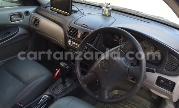 Nunua Ilio tumika Nissan Sunny Nyeupe Gari ndani ya Dar es Salaam nchini Dar es Salaam Nunua Ilio tumika Nissan Sunny Nyeupe Gari ndani ya Dar es Salaam nchini Dar es Salaam