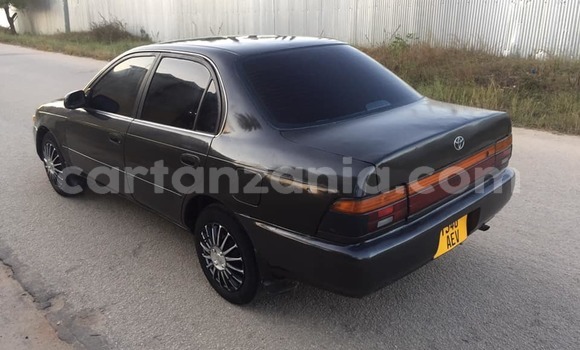 Nunua Ilio tumika Toyota Corolla Nyeusi Gari ndani ya Dar es Salaam nchini Dar es Salaam Nunua Ilio tumika Toyota Corolla Nyeusi Gari ndani ya Dar es Salaam nchini Dar es Salaam