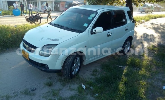 Nunua Ilio tumika Suzuki Swift Nyeupe Gari ndani ya Dar es Salaam nchini Dar es Salaam Nunua Ilio tumika Suzuki Swift Nyeupe Gari ndani ya Dar es Salaam nchini Dar es Salaam