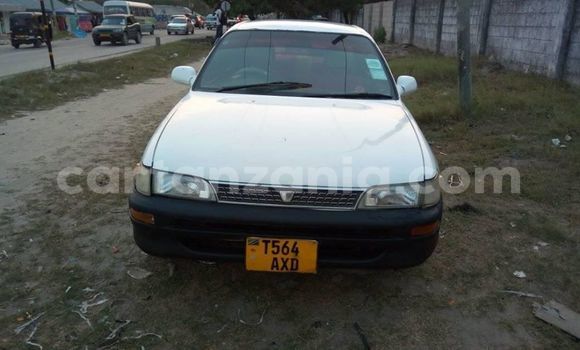 Nunua Ilio tumika Toyota Corolla Nyeupe Gari ndani ya Dar es Salaam nchini Dar es Salaam Nunua Ilio tumika Toyota Corolla Nyeupe Gari ndani ya Dar es Salaam nchini Dar es Salaam