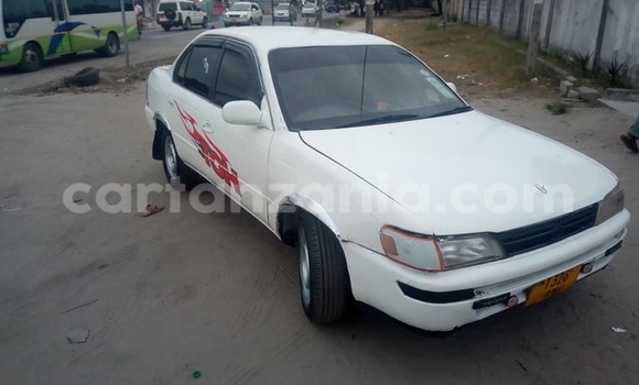 Buy Used Toyota Corolla White Car in Dar es Salaam in Dar es Salaam