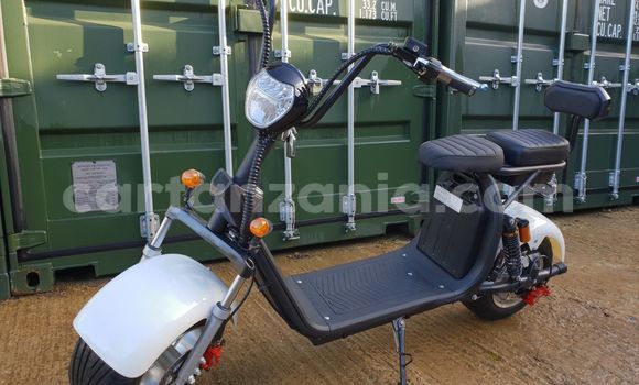 Nunua Mpya Harley Davidson Electra Glide Nyeusi Bike ndani ya Arusha nchini Arusha Nunua Mpya Harley Davidson Electra Glide Nyeusi Bike ndani ya Arusha nchini Arusha