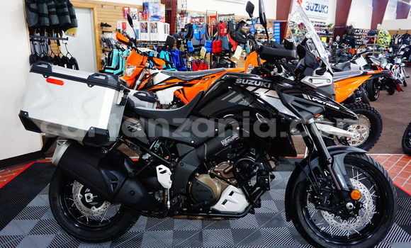 Nunua Ilio tumika Suzuki V-Strom Kijani Bike ndani ya Karagwe nchini Kagera Nunua Ilio tumika Suzuki V-Strom Kijani Bike ndani ya Karagwe nchini Kagera