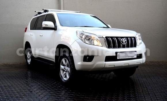 Buy Used Toyota Land Cruiser Prado White Car in Dar es Salaam in Dar es Salaam