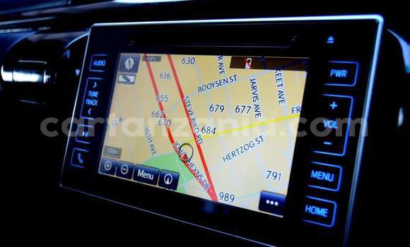 Nunua Ilio tumika Toyota Hilux Nyeupe Gari ndani ya Dar es Salaam nchini Dar es Salaam Nunua Ilio tumika Toyota Hilux Nyeupe Gari ndani ya Dar es Salaam nchini Dar es Salaam