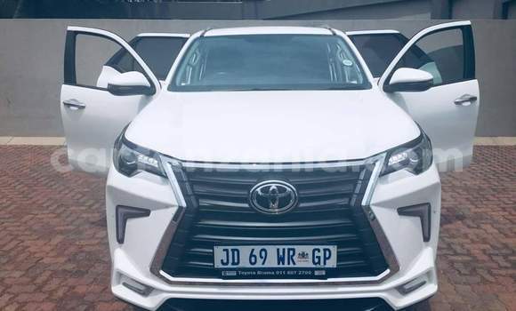 Buy Used Toyota Fortuner White Car in Dar es Salaam in Dar es Salaam