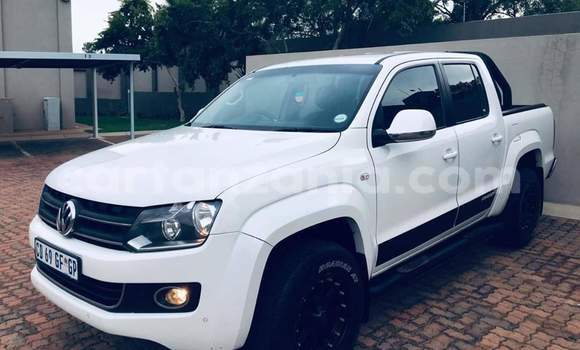 Nunua Ilio tumika Volkswagen Amarok Nyeupe Gari ndani ya Dar es Salaam nchini Dar es Salaam Nunua Ilio tumika Volkswagen Amarok Nyeupe Gari ndani ya Dar es Salaam nchini Dar es Salaam