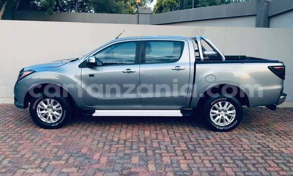 Nunua Ilio tumika Mazda BT-50 Fedha Gari ndani ya Dar es Salaam nchini Dar es Salaam Nunua Ilio tumika Mazda BT-50 Fedha Gari ndani ya Dar es Salaam nchini Dar es Salaam