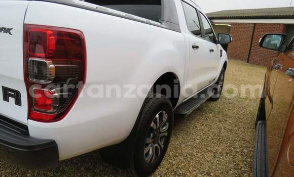 Nunua Ilio tumika Ford Ranger Nyeupe Gari ndani ya Dar es Salaam nchini Dar es Salaam Nunua Ilio tumika Ford Ranger Nyeupe Gari ndani ya Dar es Salaam nchini Dar es Salaam