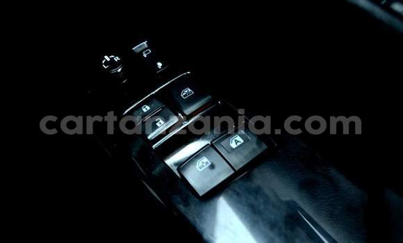 Nunua Ilio tumika Toyota Hilux Nyeupe Gari ndani ya Dar es Salaam nchini Dar es Salaam Nunua Ilio tumika Toyota Hilux Nyeupe Gari ndani ya Dar es Salaam nchini Dar es Salaam