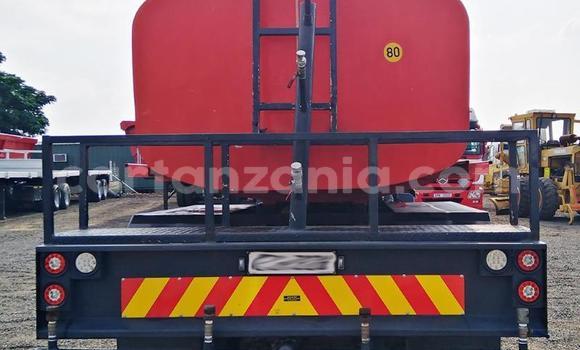 Nunua Ilio tumika Man Silent Nyekundu Lori ndani ya Dar es Salaam nchini Dar es Salaam Nunua Ilio tumika Man Silent Nyekundu Lori ndani ya Dar es Salaam nchini Dar es Salaam