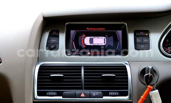 Nunua Ilio tumika Audi Q7 Brown Gari ndani ya Dar es Salaam nchini Dar es Salaam Nunua Ilio tumika Audi Q7 Brown Gari ndani ya Dar es Salaam nchini Dar es Salaam