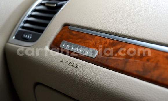 Nunua Ilio tumika Audi Q7 Brown Gari ndani ya Dar es Salaam nchini Dar es Salaam Nunua Ilio tumika Audi Q7 Brown Gari ndani ya Dar es Salaam nchini Dar es Salaam
